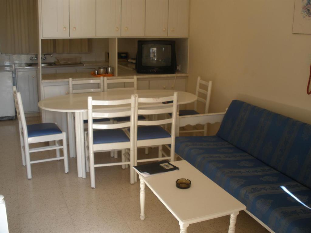 Klashiana Hotel Apartments Voroklini Cameră foto