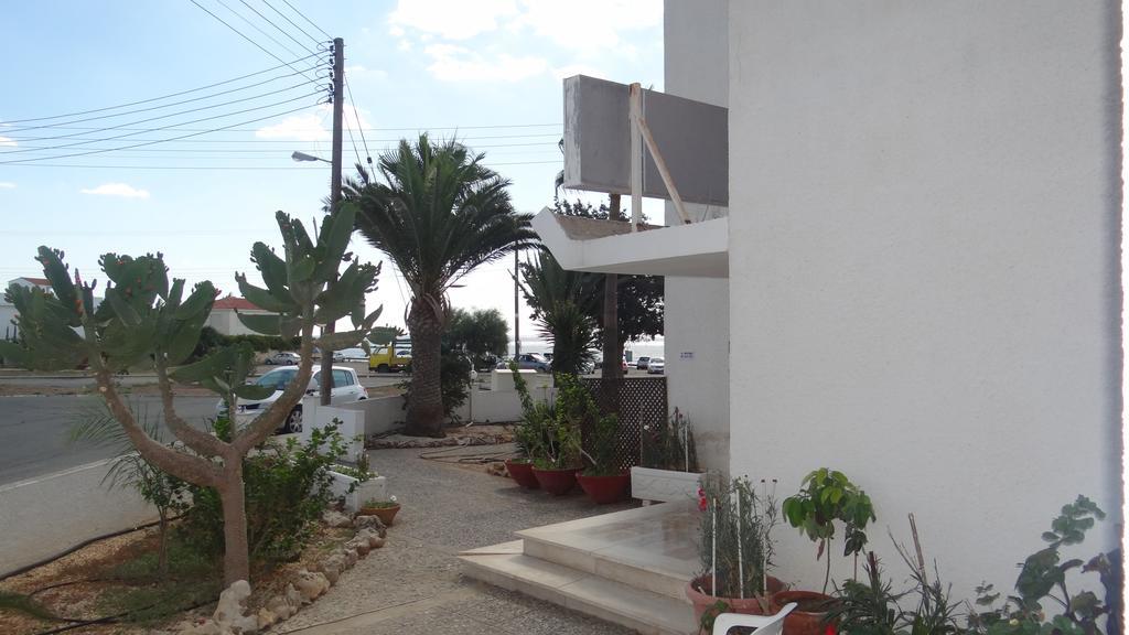 Klashiana Hotel Apartments Voroklini Exterior foto